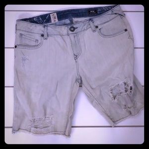 *NEW* VOLCOM Savage Skinny Bermuda